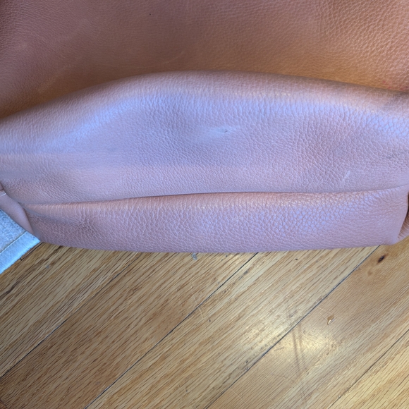 Portland Leather Medium Crossbody - Quartz - Picture 4 of 4